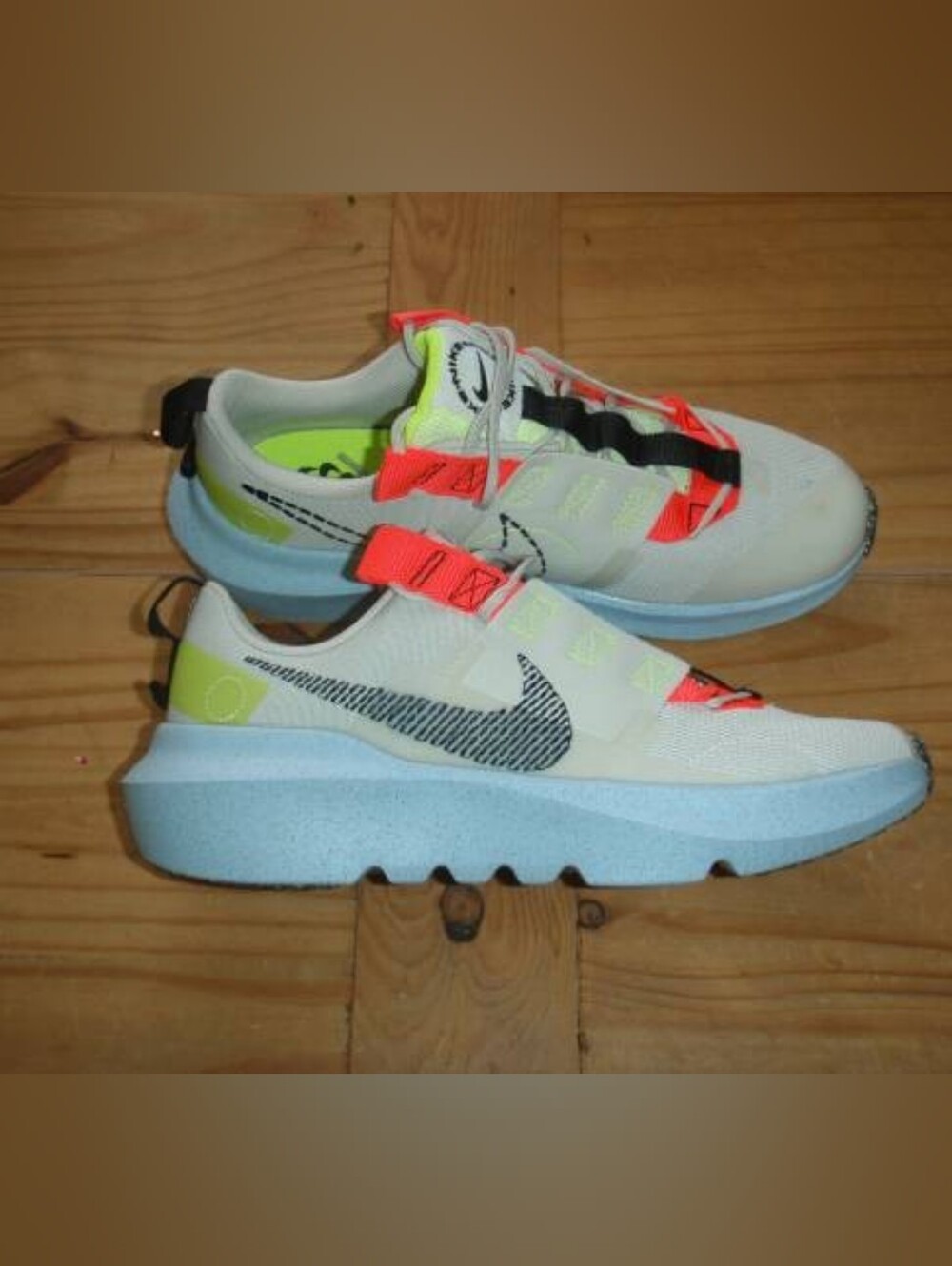 Nike Crater Impact GS - Light Bone - Size 6 Youth